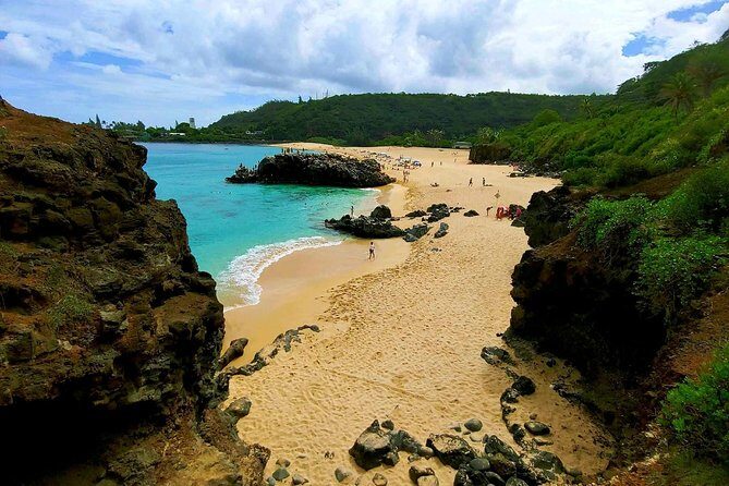 Private Tour Oahu Circle Island - Fully Personalized Experience - Guide time is the difference: Justin and Raul’s impact