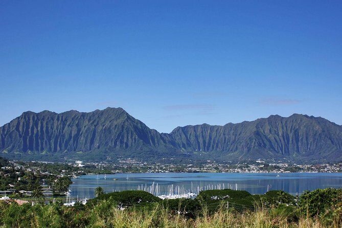 Private Tour of Oahu for 6 to 11 people - up to 8 hours - Food breaks that work for real groups