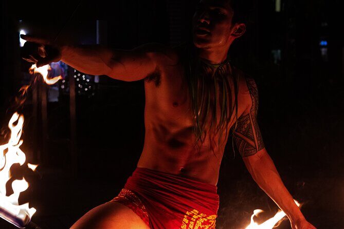 Queens Waikiki Luau with Dinner Buffet and Cultural Activities - Weather, Sightlines, and the Mall-Open-Air Reality