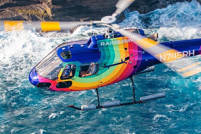 Royal Crown of Oahu - 60 Min Helicopter Tour - Doors Off or On - Kaʻā’awa Valley and Sacred Falls: the close-up moment
