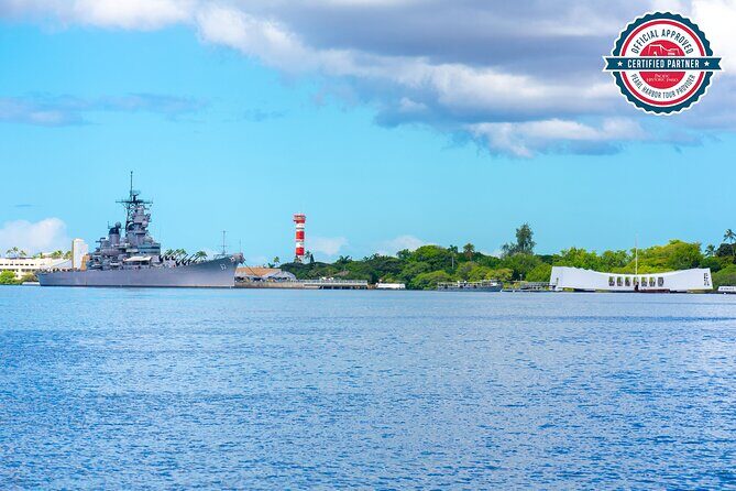 Salute to Pearl Harbor Including USS Arizona - The Guide Part: How You Actually Learn Something on the Way