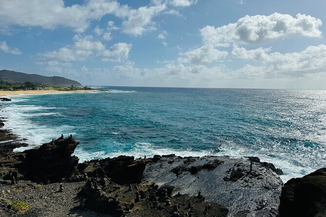 Scenic half day Circle Island tour - Diamond Head State Monument: Leʻahi’s Best Photo Stop in 10 Minutes