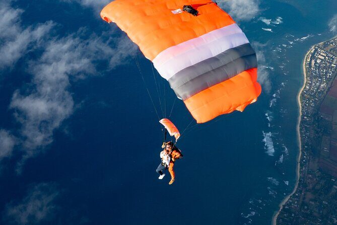Tandem Skydiving with GoJump in Hawaii - The Jump Sequence: Freefall First, Then Big-Time Ocean Views
