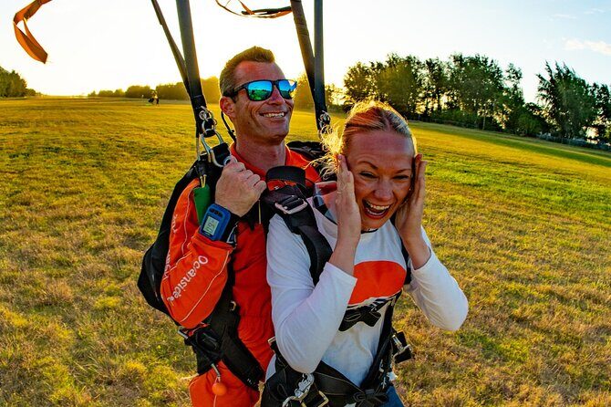 Tandem Skydiving with GoJump in Hawaii - Tandem Instructors: The Calming Part You Don’t See in Photos