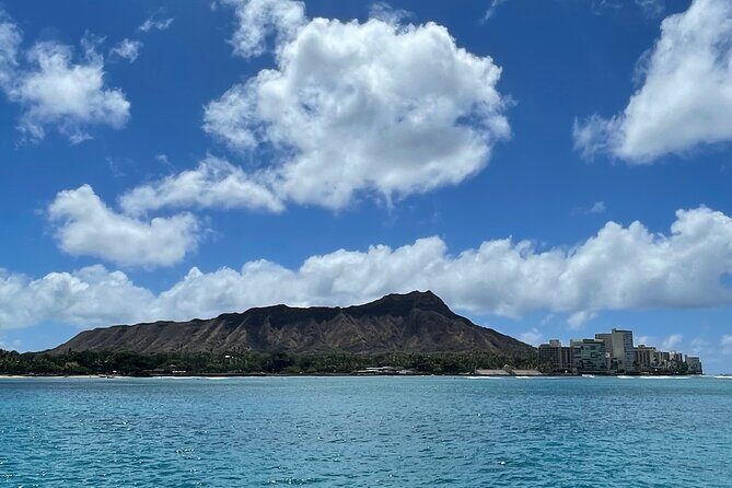 Turtle Canyon Snorkel Adventure in Waikiki, Oahu - Float time after your snorkel: the relaxing side of the trip