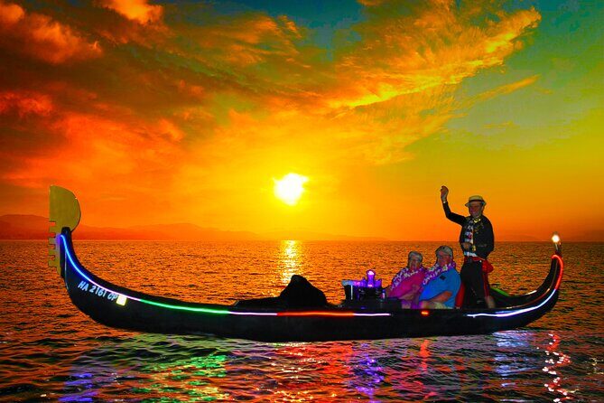 Valentine's Venetian Gondola Cruise in Waikiki - Ala Wai Harbor glide: timing, bridges, and what you can expect