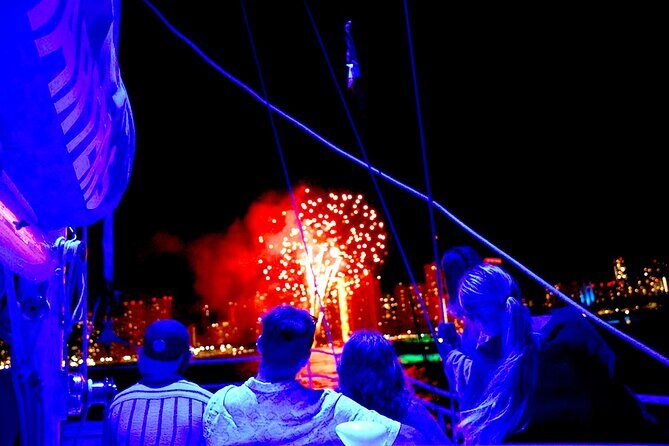 Waikiki Friday Firework Catamaran Tour - Getting to Kewalo Basin without stress: the 6:15–6:35 plan