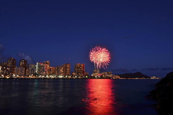Waikiki: Friday Night Fireworks Catamaran Cruise - Comfort, Seating, and Rough-Water Reality