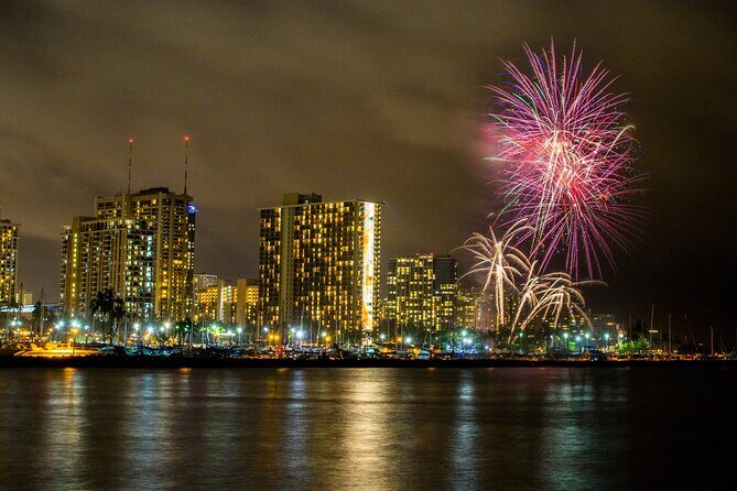 Waikiki: Friday Night Fireworks Catamaran Cruise - Ala Wai Yacht Harbor: The View Starts Before the Fireworks