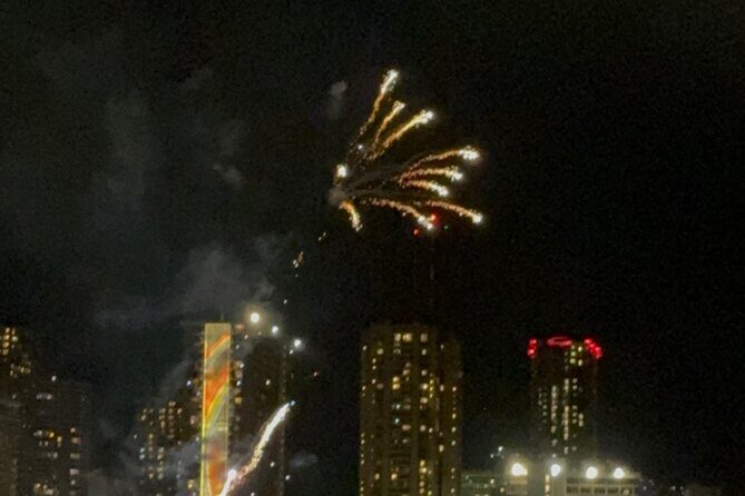 Waikiki Glass Bottom Boat Fireworks Tour - The Evening Timeline: How Long It Really Takes