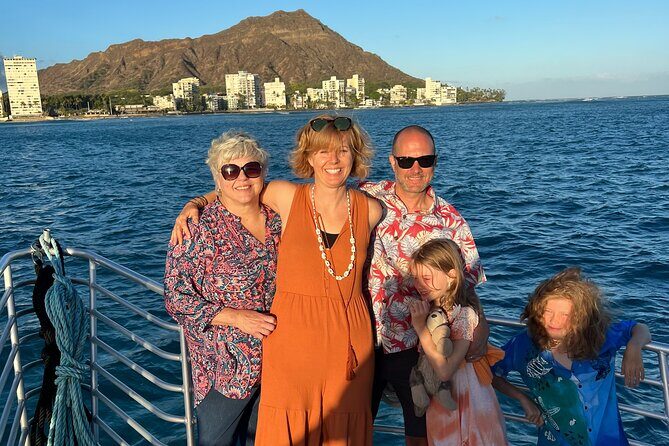 Waikiki, Hawaii: Deluxe Snorkel and Wildlife Cruise - Photo Tip: Bring a GoPro (Crew Can Help With Shots)