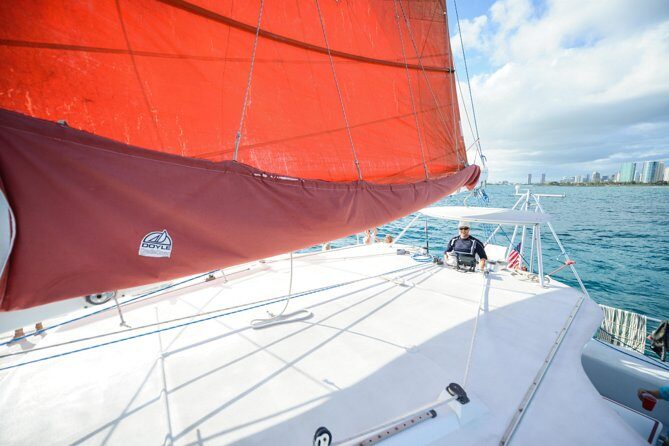 Waikiki Panorama Sail: Search for Hawaiian Sea Turtles - Catamaran Comfort: Wind, Motion, and Where to Sit