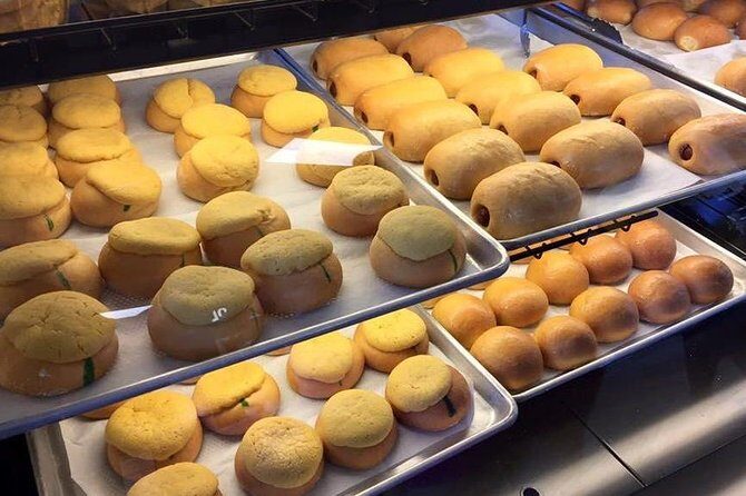 We Go Eat: Secret Aloha Bites Tour - Getting your bearings fast (and eating while you do)