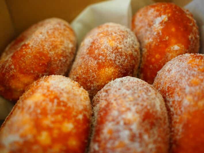 （2nd)Diamond Head Hike w/ Malasada Starts at 7:00 a.m. - Pickup, Air-Conditioned Shuttle, and Returning to Waikiki Fast